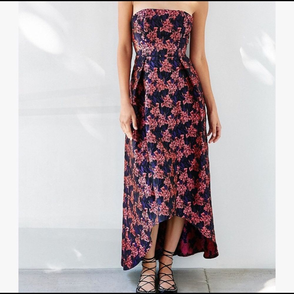 Nwt S Glamorous Jacquard Hi Low Strapless Gown